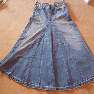 🌻🌻5/$25🌻🌻 industrial cotton Jean skirt